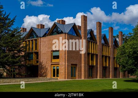 Die Neue Bibliothek am Magdalene College, Teil der Cambridge University. Architekt Niall McLaughlin Architects 2022, nominiert für den Stirling-Preis 2022. Stockfoto