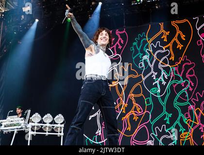 Oliver Sykes von der britischen Band Bring Me To The Horizon, die 2022 beim Tons of Rock Festival in Oslo, Norwegen, live auftrat Stockfoto