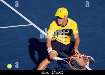 1. September 2022: Diego Schwartzman (ARG) besiegte Alexei Popyrin (AUS) in einem knappen ersten Satz, 7-6, bei den US Open, die im Billie Jean King Ntional Tennis Center in Flushing, Queens, New York/USA, gespielt werden © Grace Schultz/CSM Stockfoto