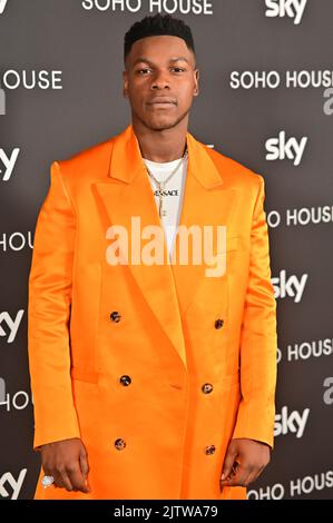 John Boyega nimmt an den Soho House Awards im Soho House, 180 Strand, London, Großbritannien, mit. , . Quelle: Siehe Li/Picture Capital/Alamy Live News Stockfoto