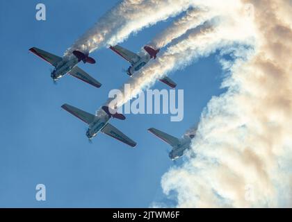 Das unglaubliche Aeroshell Team auf der Stuart Air Show Stockfoto