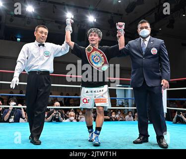 Tokio, Japan. 30. August 2022. Yoshimitsu Kimura gewann am 30. August 2022 den vakanten WBO Asia Pacific Super Feather Hantelboxing in der Korakuen Hall in Tokio, Japan. Quelle: Hiroaki Finito Yamaguchi/AFLO/Alamy Live News Stockfoto