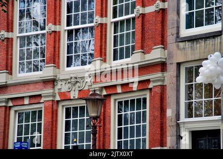 Blick von der Kreuzfahrt auf dem Kanal, Amsterdam, Niederlande, Europa Stockfoto