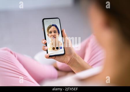 AR Beauty Filter-Technologie. Frauenhaare Und Kosmetik Stockfoto