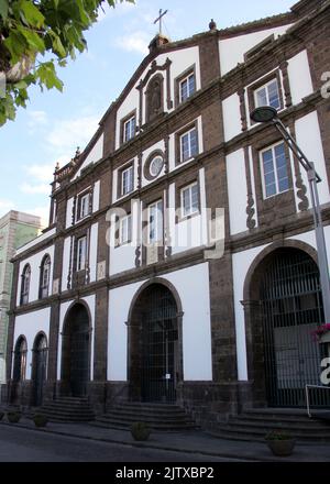 Barocke Kirche des Heiligen Joseph aus dem 18.. Jahrhundert, im historischen Zentrum von Campo de Sao Francisco, Ponta Delgada, Sao Miguel, Azoren, Portugal Stockfoto