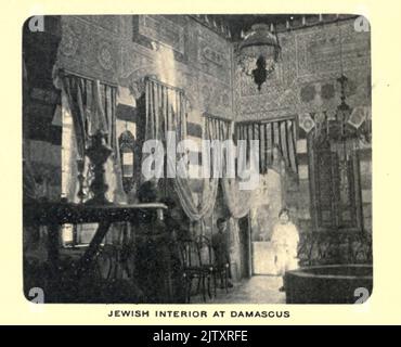 JÜDISCHES INTERIEUR IN DAMASKUS aus dem Buch "Juden in vielen Ländern" von Adler, Elkan Nathan, 1861-1946; Jewish Publication Society of America Erscheinungsdatum 1905 Stockfoto