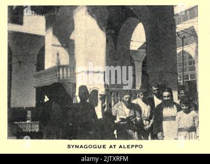 Synagoge in Aleppo, Syrien aus dem Buch "Juden in vielen Ländern" von Adler, Elkan Nathan, 1861-1946; Jewish Publication Society of America Erscheinungsdatum 1905 Stockfoto