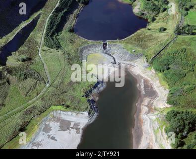 Luftaufnahme des nördlichen Endes des Greenbooth Reservoirs, angrenzend an den Naden Lower Reservoir Stockfoto