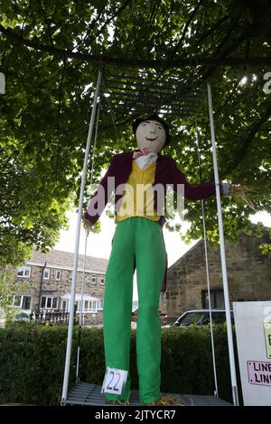 Norland, Großbritannien. 2.. September 2022. Das jährliche Vogelscheuche-Festival in Norland findet unter dem Motto „Kinderfavoriten“ statt. Norland, West Yorkshire, Großbritannien. Kredit: Barbara Cook/Alamy Live Nachrichten Stockfoto