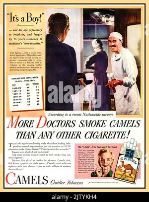 1950s Zigarettenwerbung Ärzte Zigarettenrauchen Empfehlung 'Mehr Ärzte rauchen Kamele als jede andere Zigarette.' Camel Cigarette Werbung in Amerika USA Stockfoto