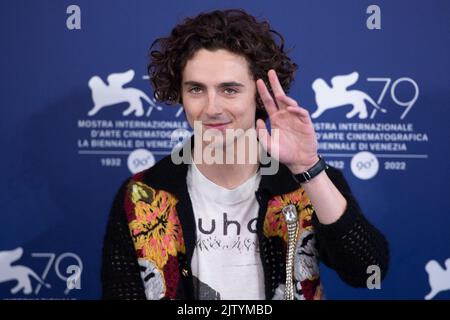 Venedig, Italien. 02. September 2022. Timothee Chalamet bei den „Bones and All Photocall“ während des Internationalen Filmfestivals von Venedig (Mostra) 79. am 02. September 2022 in Venedig, Italien. Foto von Aurore Marechal/ABACAPRESS.COM Quelle: Abaca Press/Alamy Live News Stockfoto