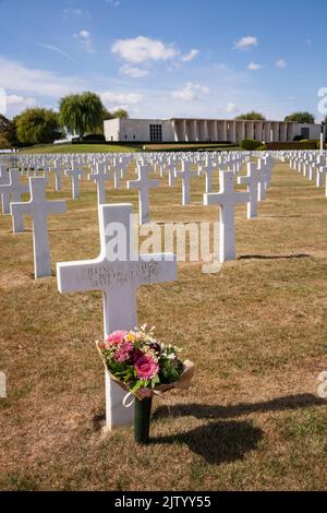 Henri-Chapelle American Cemetery and Memorial, US-Militärfriedhof in der Nähe von Welkenraedt, Wallonien, Belgien. 7992 gefallene amerikanische Soldaten ruhen hier. In t Stockfoto