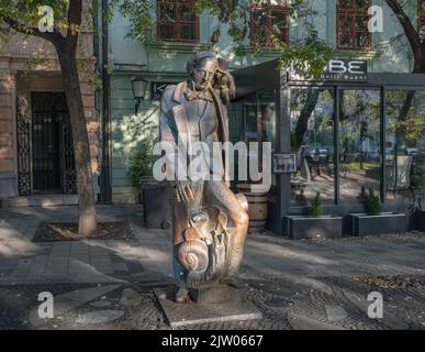 Hans Christian Andersen Statue auf dem Hviezdoslav Platz von Tibor Bártfay, 2006 - Bratislava, Slowakei Stockfoto