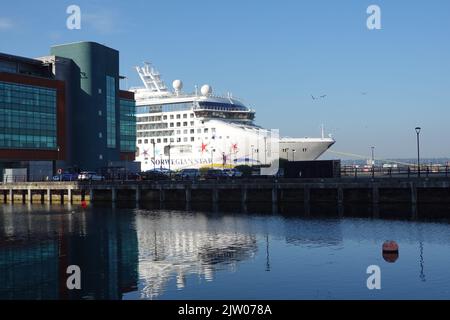 Norwegian Star Cruise Liner, River Mersey, Liverpool, Merseyside, Großbritannien Stockfoto