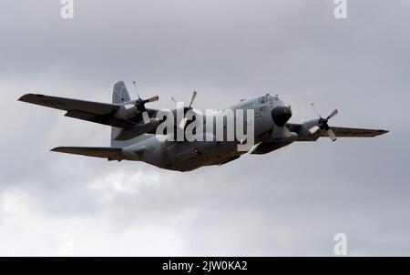 Lockheed Martin C-130 Hercules von der Landung des Luftflügels 910. am R10 8.. August 2022, RAF Mildenhall im Vereinigten Königreich Stockfoto