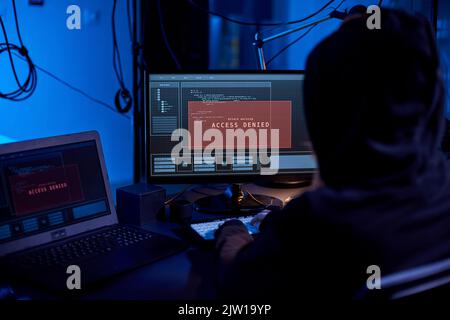 Hacker können in Computer Virus für Cyber Attack Stockfoto