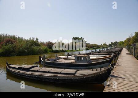 Catarroja Hafen für traditionelle Fischerboote (Pier) im Naturpark Valencia Albufera Stockfoto