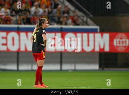 Heverlee, Belgien. 02. September 2022. Die belgische Tessa Wullaert sieht im Spiel zwischen der belgischen Nationalmannschaft der Frauen, den Roten Flammen und Norwegen, in Heverlee, Belgien, am Freitag, 02. September 2022, im Spiel 9 (von zehn) in der Gruppe F der Qualifikationsgruppe für die Weltmeisterschaft der Frauen 2023 niedergeschlagen aus. BELGA FOTO DAVID CATRY Kredit: Belga Nachrichtenagentur/Alamy Live News Stockfoto