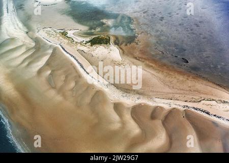 Sandbank bei Amrum, durch Wind und Wasser geformte Strukturen, Luftaufnahme, Nationalpark Schleswig-Holsteinisches Wattenmeer, Nordsee, Deutschland Stockfoto