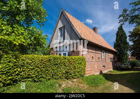 Deutschland, Rosendahl, Baumberge, Westmünsterland, Münsterland, Westfalen, Nordrhein-Westfalen, NRW, Rosendahl-Holtwick, Torhaus des Holtwick-Hauses, ehemalige Niederungsburg aus dem Mittelalter, Fachwerk Stockfoto