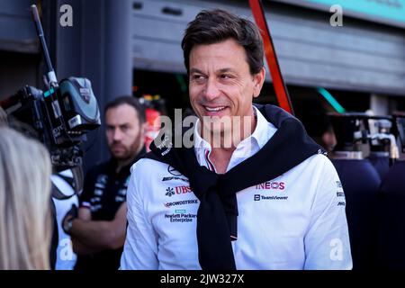 Zandvoort, Niederlande. 03. September 2022. ZANDVOORT, NIEDERLANDE - 3. SEPTEMBER: Mercedes GP Executive Director Toto Wolff beim Final Practice vor dem Großen Preis von der Formel 1 in der niederländischen Formel-3-Klasse bei Cicuit Zandvoort am. September 2022 in Zandvoort, Niederlande (Foto: Marcel ter Bals/BSR Agency) Credit: Orange Pics BV/Alamy Live News Stockfoto