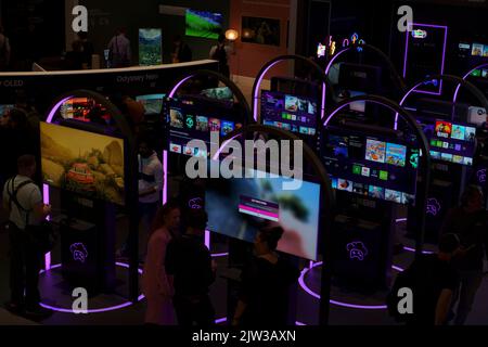 1. September 2022, Berlin, Berlin, Deutschland: Samsung .Pressekonferenz während der IFA 2022 Berlin (Bildquelle: © Beata Siewicz/Pacific Press via ZUMA Press Wire) Stockfoto