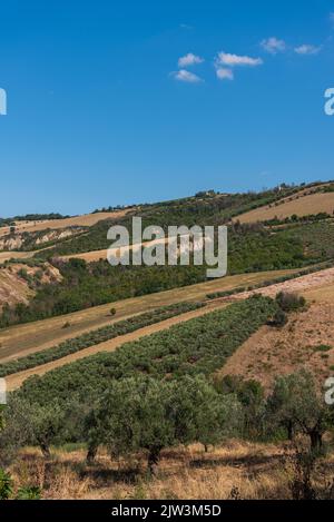 Abruzzen ist eine italienische Region östlich von Rom, zwischen der Adria und dem Apennin. Stockfoto