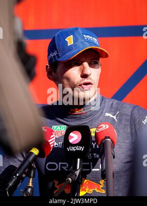 ZANDVOORT, NIEDERLANDE - 3. SEPTEMBER: Der Niederländer Max Verstappen und Oracle Red Bull Racing beim Qualifying vor dem Großen Preis von der Formel 1 in Cicuit Zandvoort am 3. September 2022 in Zandvoort, Niederlande (Foto: Marcel ter Bals/Orange Picles) Stockfoto