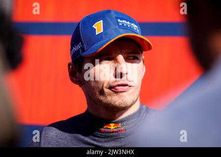 ZANDVOORT, NIEDERLANDE - 3. SEPTEMBER: Der Niederländer Max Verstappen und Oracle Red Bull Racing beim Qualifying vor dem Großen Preis von der Formel 1 in Cicuit Zandvoort am 3. September 2022 in Zandvoort, Niederlande (Foto: Marcel ter Bals/Orange Picles) Stockfoto