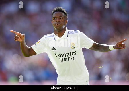 Vinicius Jr. von Real Madrid während des La Liga-Spiels zwischen Real Madrid und Real Betis spielte am 3. September 2022 im Santiago Bernabeu Stadion in Madrid , Spanien. (Foto von Ruben Albarran / PRESSIN) Stockfoto