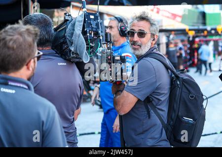 Canal+ TV bei der Arbeit während der Formel 1 Heineken Dutch Grand Prix 2022, 15. Runde der FIA Formel 1 Weltmeisterschaft 2022 vom 2. Bis 4. September 2022 auf dem Zandvoort Circuit, in den Niederlanden, Belgien - Foto Florent Gooden / DPPI Stockfoto