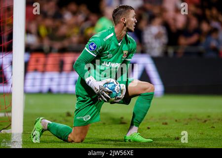 DEVENTER, NIEDERLANDE - 3. SEPTEMBER: Torwart Jeffrey de lange von Schieß los. Eagles während des niederländischen Eredivisie-Spiels zwischen Schieß los. Eagles und Feyenoord am 3. September 2022 in De Adelaarshorst, Niederlande (Foto: Broer van den Boom/Orange Picles) Stockfoto