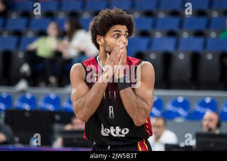 Jean-Marc Mwema aus Belgien, aufgenommen während des Spiels zwischen Montenegro und den belgischen Löwen, Spiel zwei von fünf in der Gruppe A beim EuroBasket 2022, Samstag, 03. September 2022, in der Tbilisi Arena, in Tiflis, Georgien. Die Basketball-Europameisterschaft findet vom 1. Bis 18. September statt. BELGA FOTO NIKOLA KRSTIC Stockfoto