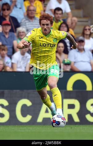 Norwich, Großbritannien. 03. September 2022. Josh Sargent von Norwich City läuft mit dem Ball während des Sky Bet Championship-Spiels zwischen Norwich City und Coventry City in der Carrow Road am 3. 2022. September in Norwich, England. (Foto von Mick Kearns/phcimages.com) Credit: PHC Images/Alamy Live News Stockfoto