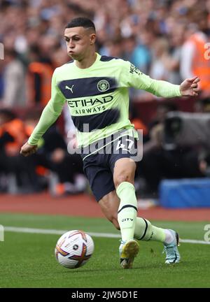 Birmingham, England, 3.. September 2022. Phil Foden von Manchester City während des Spiels in der Premier League in Villa Park, Birmingham. Bildnachweis sollte lauten: Darren Staples / Sportimage Stockfoto