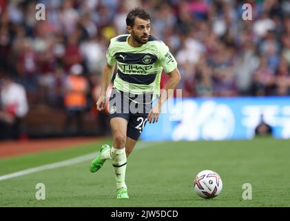 Birmingham, England, 3.. September 2022. Bernardo Silva aus Manchester City während des Spiels in der Premier League in Villa Park, Birmingham. Bildnachweis sollte lauten: Darren Staples / Sportimage Stockfoto