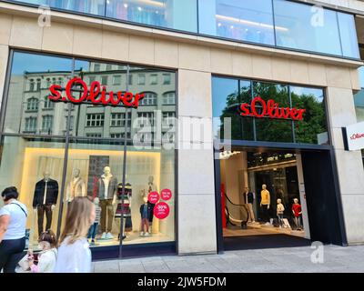 Hamburg, Deutschland - 03. September 2022: Eingang eines S.Oliver Markenshops Stockfoto