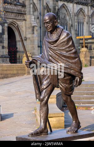 Mahatma Gandhi Statue in der Stadt Manchester Stockfoto