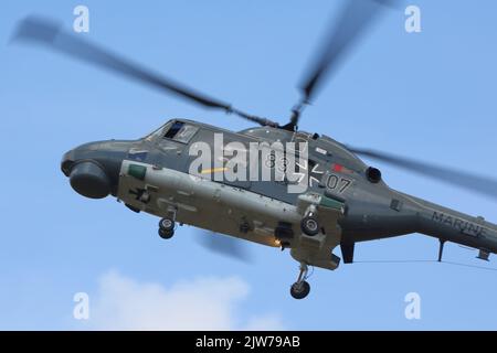 Hubschrauber der deutschen Marine AgustaWestland Sea Lynx beim Royal International Air Tattoo 2022, Fairford, Gloucestershire, Großbritannien Stockfoto