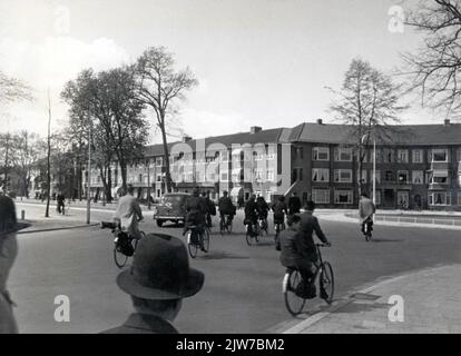 Gesicht in der Vondellaan in Utrecht, von Osten. Rechts der bezirk des rates. Stockfoto