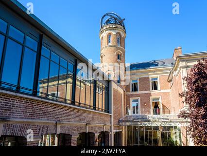 Jules Vernes ehemaliges privates Herrenhaus mit Turm in Amiens, Frankreich. Stockfoto