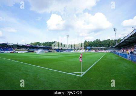 WAALWIJK, NIEDERLANDE - 4. SEPTEMBER: Gesamtansicht des Mandemakers-Stadions vor dem niederländischen Eredivisie-Spiel zwischen RKC Waalwijk und Excelsior Rotterdam am 4. September 2022 in Waalwijk, Niederlande (Foto: Rene Nijhuis/Orange Picches) Stockfoto