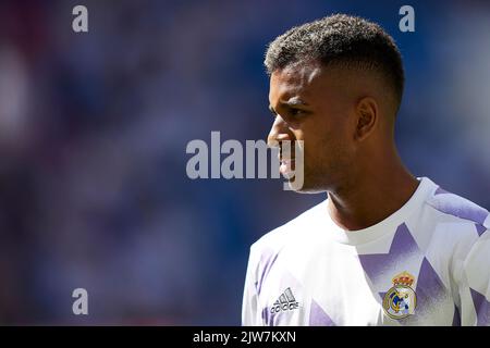 Rodrygo geht von Real Madrid während des La Liga-Spiels zwischen Real Madrid und Real Betis, das am 3. September 2022 im Santiago Bernabeu Stadium in Madrid, Spanien, gespielt wurde. (Foto von Ruben Albarran / PRESSIN) Stockfoto