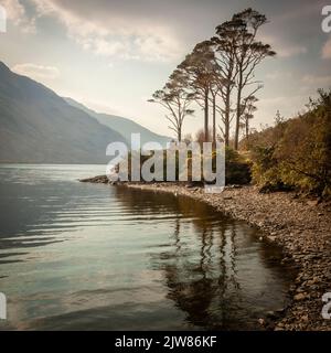 Doo Lough ist ein Süßwassersee im Westen Irlands. Es befindet sich im Südwesten der Grafschaft Mayo auf der Halbinsel Murrisk. Teil der Connemara Region. Stockfoto