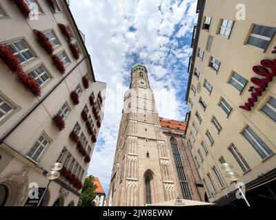 Frauenkirche im Zentrum von München, Deutschland Stockfoto