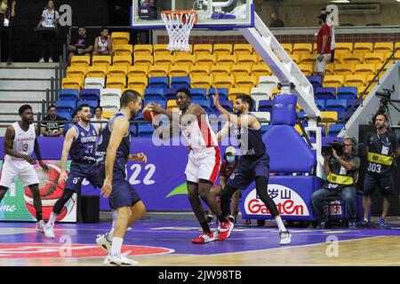 Recife, Brasilien. 03. September 2022. Das Spiel zwischen CANADA X URUGUAY, gültig für die erste Runde der ersten Phase des Männer Basketball America Cup, Americup FIBA 2022, fand am Samstag (03) im Geraldo Magalhães Gym, bekannt als Geraldão Gym, in Recife (PE), Brasilien statt. Quelle: Marcelino Luis/FotoArena/Alamy Live News Stockfoto