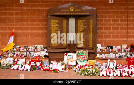 Memorial at Anfield Stadium FC Liverpool - LIVERPOOL, UK - 16. AUGUST 2022 Stockfoto