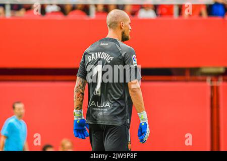 MALLORCA, SPANIEN - 3. SEPTEMBER: Predrag Rajković von RCD Mallorca während des Spiels zwischen RCD Mallorca und Girona CF von La Liga Santander am 3. September 2022 im Visit Mallorca Stadium Son Moix in Mallorca, Spanien. (Foto von Samuel Carreño/ PX Images) Stockfoto