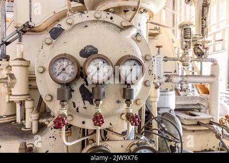 Seattle, WA. USA -08-27-2022: Drei General Electric Gage im Dampfwerk Georgetown Stockfoto