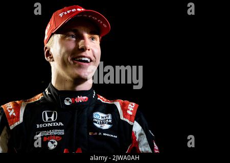 Madison, IL, USA. 20. August 2022. DAVID MALUKAS (18) (R) aus Chicago, Illinois, feiert seinen 2.. Platz für die Bommito Automotive Group 500 auf dem World Wide Technology Raceway in Madison, IL, USA. (Bild: © Walter G. Arce Sr./ZUMA Press Wire) Stockfoto